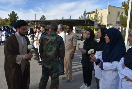 حضور فرماندهی محترم گروه ۲۲ توپخانه شهرضا و هیات همراه در جمع پرستاران وکادر درمان به مناسبت روز پرستار