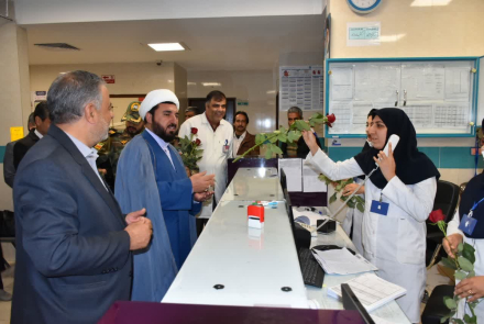 حضور رئیس سازمان تبلیغات اسلامی حجت السلام والمسلمین کوهگرد وهیئت همراه و همچنین رئیس کمیته امام خمینی (قدس) وکارشناسان این کمیته به مناسبت روز پرستار